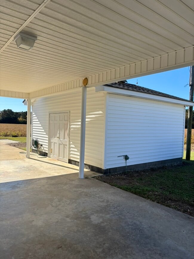 Building Photo - 2314 Hannah Creek Rd