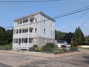 Building Photo - 57 Pleasant St