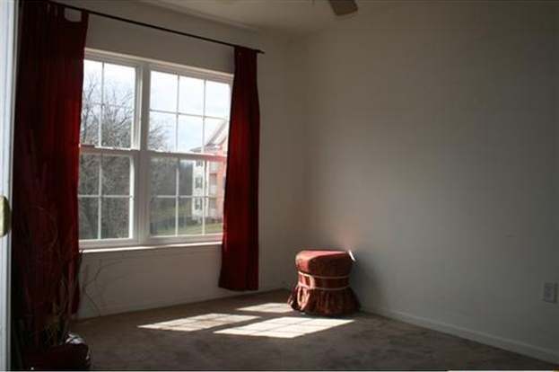 Building Photo - 1127 Fernwood Ct
