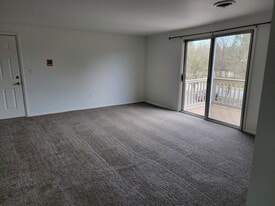 Building Photo - 1001 Nanroc Dr