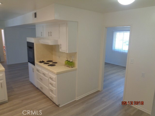 Building Photo - 28813 Snead Dr