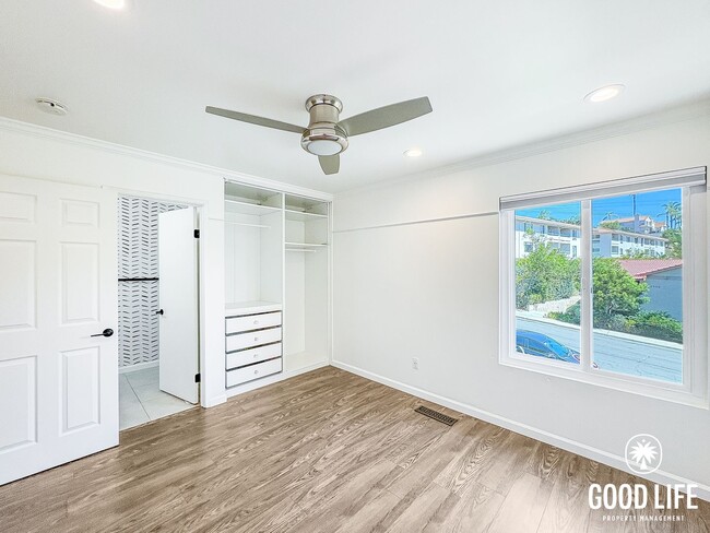 Building Photo - SD: 2BD/2.5BA Condo in Carlsbad with Community Pool, Two Balconies & Assigned Parking
