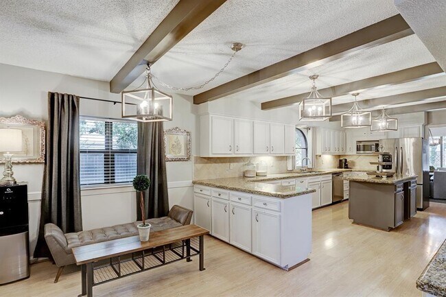 Building Photo - 1132 Fries Rd
