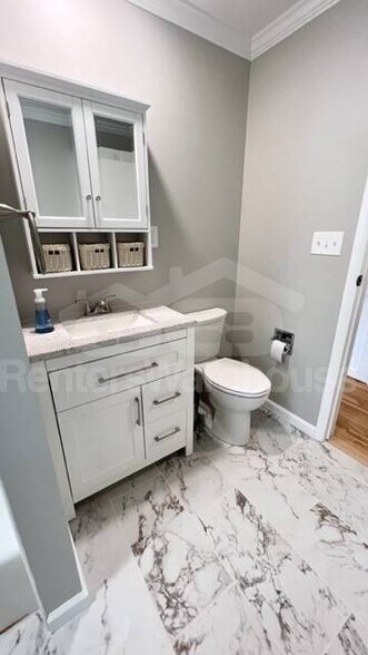 Building Photo - 2907 Pennsylvania Ave