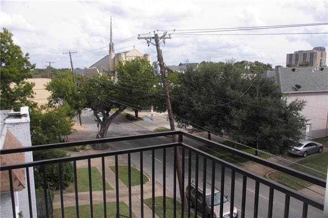 Building Photo - 4223 Wycliff Ave