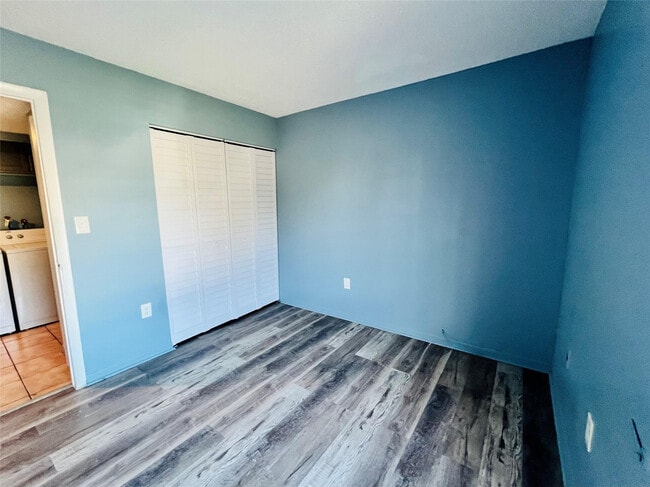 Building Photo - 21440 NW 40th Cir Ct