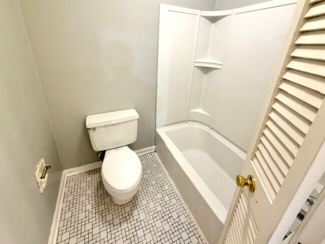 Building Photo - TramwayPl2156