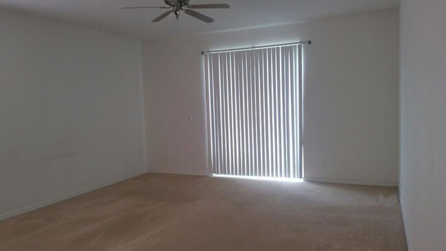 Building Photo - 4624 Barbados Loop