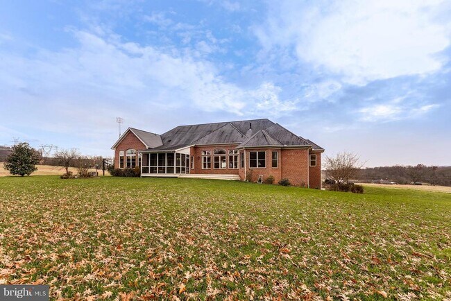 Building Photo - 4410 Tuscarora Rd