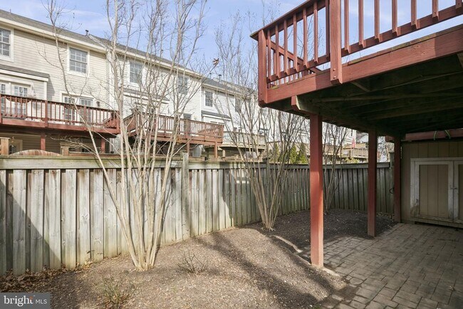 Building Photo - 3912 Maximilian Ct