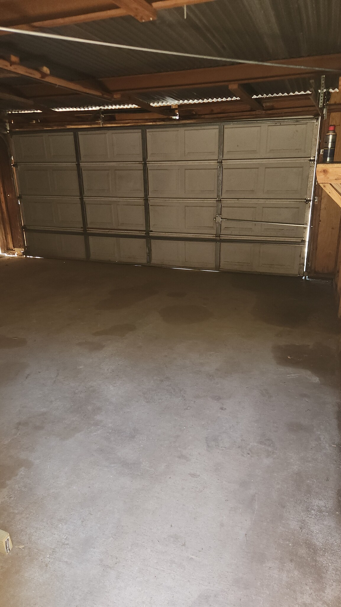 Covered Garage - 6824 Oldham