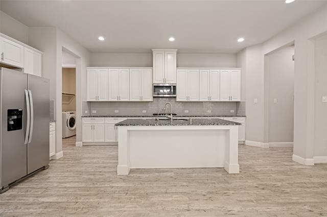 Building Photo - 4549 El Paso Dr