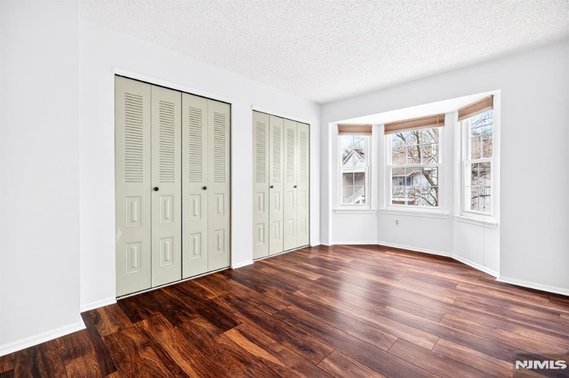 Building Photo - 556 Holly Ct