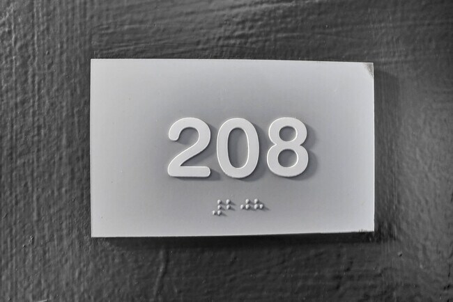 Building Photo - 777 NW 155th Ln