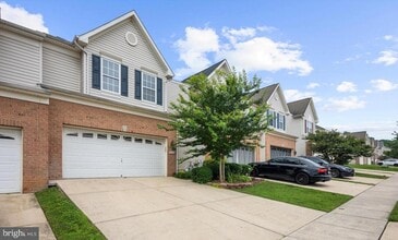 Building Photo - 4749 Thistle Hill Dr