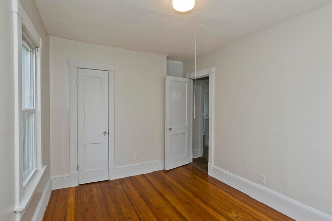 Building Photo - 111-115 Groveland St