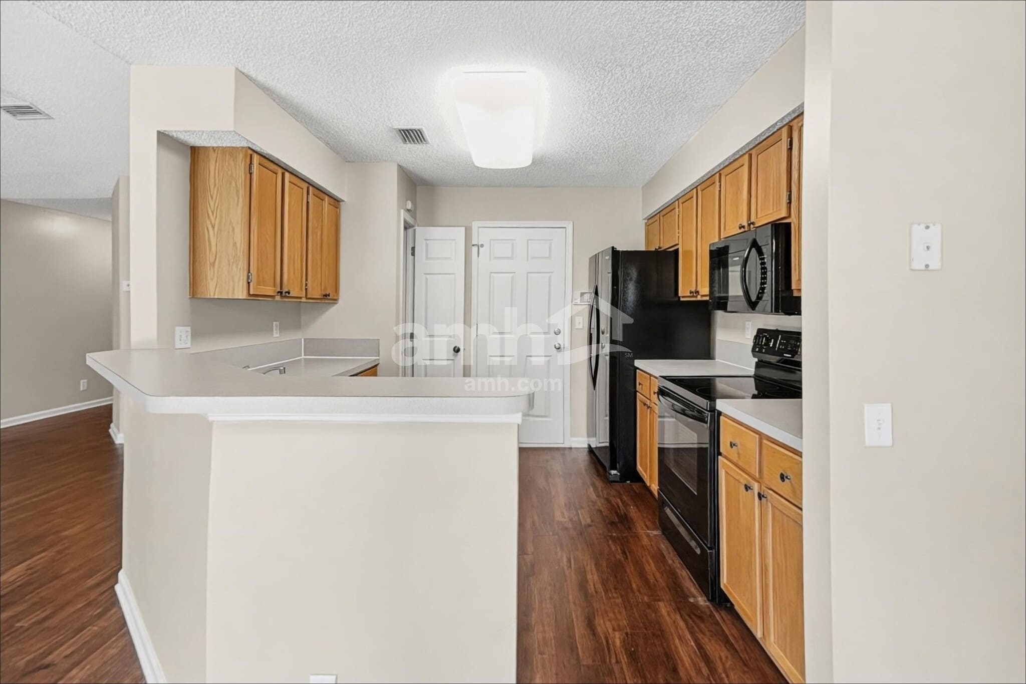 Building Photo - 12612 Ashglen Dr N