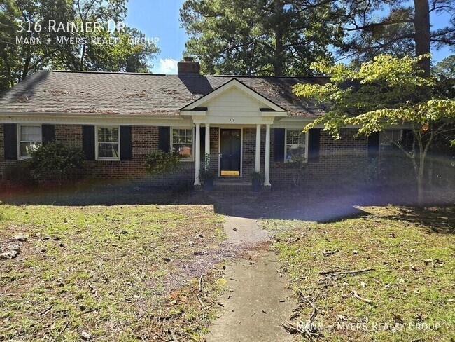 Building Photo - 316 Rainier Dr