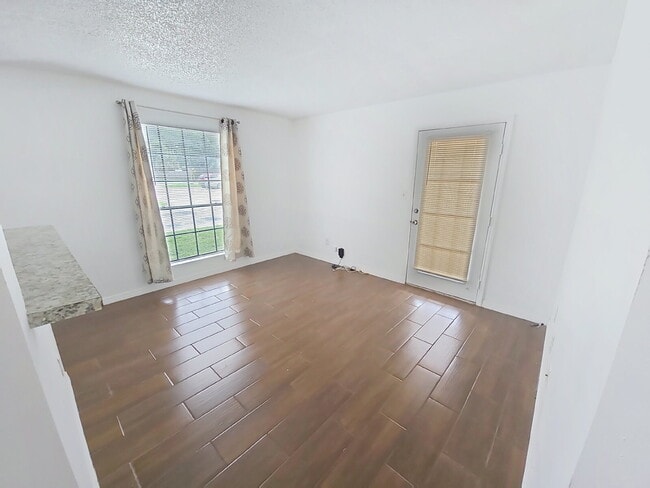 Building Photo - 8617 Fancy Finch Dr