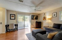 Building Photo - 2 br, 1 bath Condo - 29629 Mountain Oak Co...