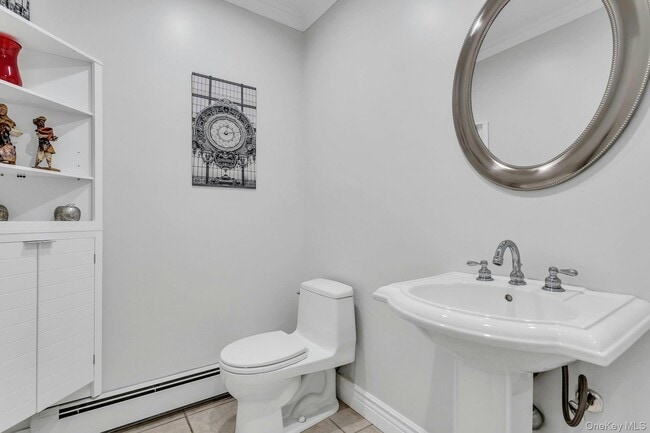 Building Photo - 21 Buttonwood Dr