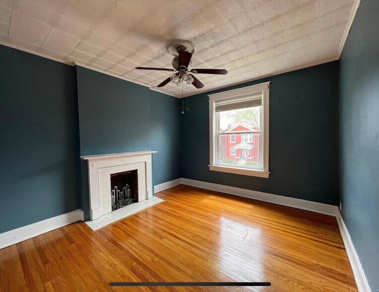 Building Photo - 4011 Hartford St