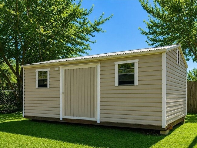 Building Photo - 108 Greenleaf Dr