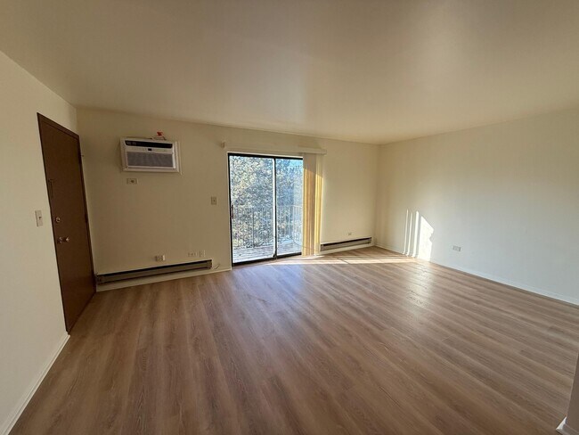 Building Photo - 1520 Crimson Ln