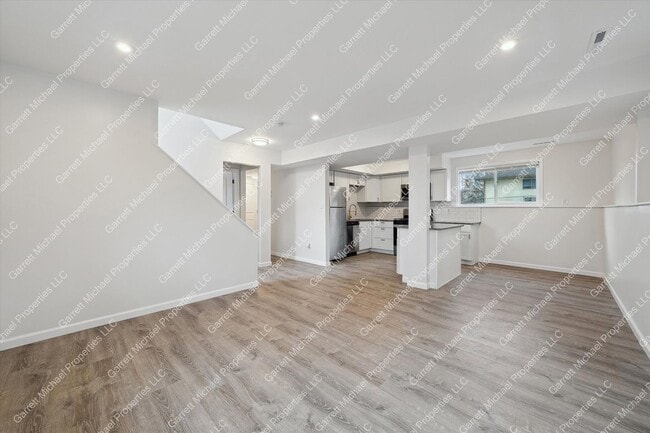 Building Photo - Fully Remodeled 4-Bedroom Home in Desirable Neighborhood in Pontiac for Rent!