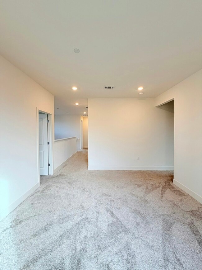 Building Photo - 5168 Maniago Wy