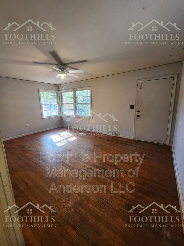 Building Photo - 414-416 Jeb Stuart Ave