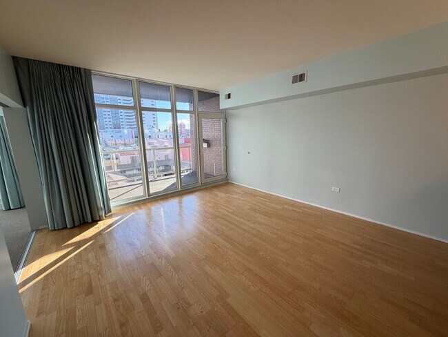 Building Photo - Montage Condominiums | 5th Floor - 1BR