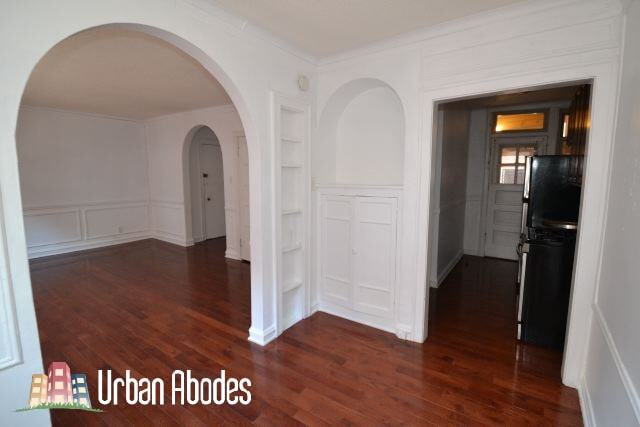 Building Photo - 547 W Surf St