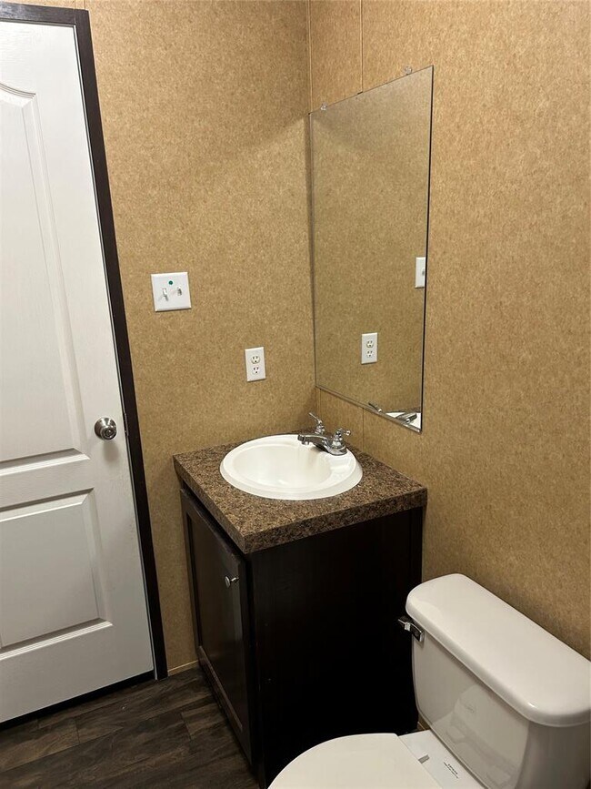 Building Photo - 172 Old Potato Rd