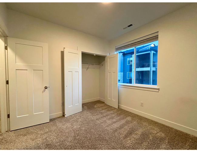 Building Photo - 3375 W 2010 N