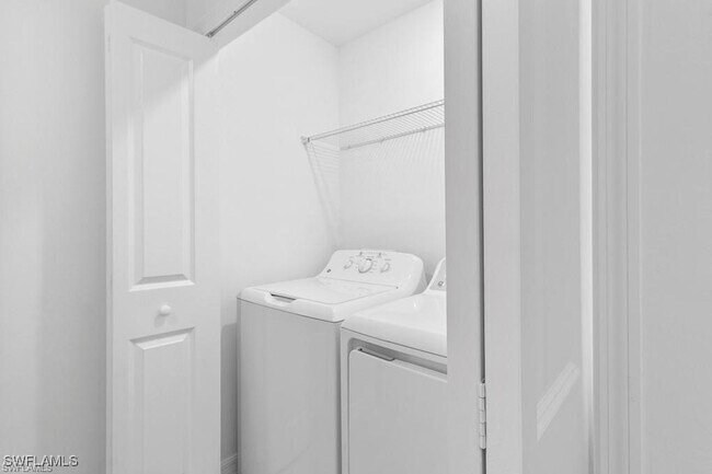 Building Photo - 5651 Double Eagle Cir