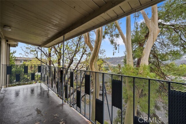 Building Photo - 2159 La Canada Crest Dr
