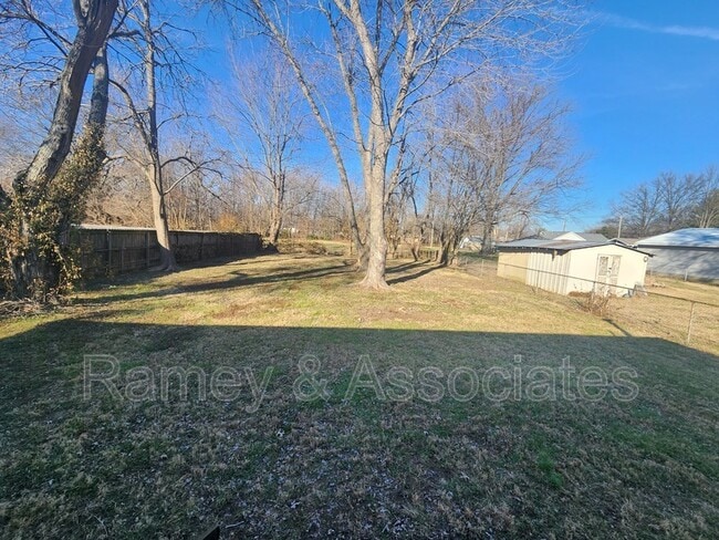 Building Photo - 4507 Dover Rd