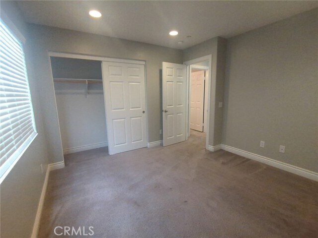 Building Photo - 10961 Knoxville Way