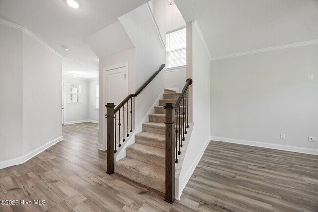 Building Photo - 424 Arrowwood Dr