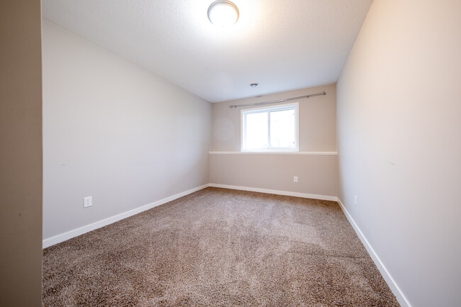Building Photo - 14160 Addison Trl