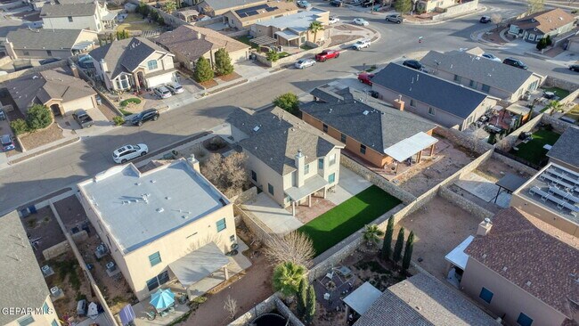 Building Photo - 4613 Al Hernandez St