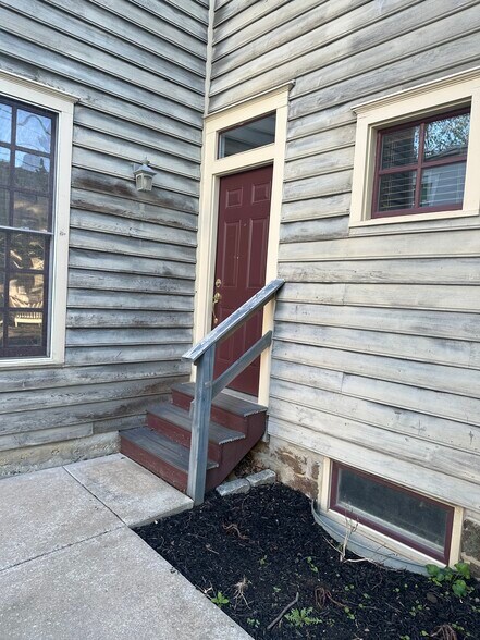 Building Photo - 31 Ellis St
