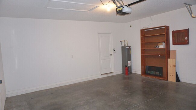 Building Photo - Corner Lot - Central Pointe (SW Winter Haven)