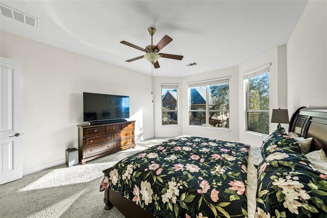 Building Photo - 5221 Cedro Elm Dr