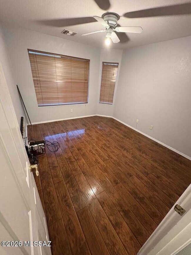 Building Photo - 8885 N Majestic Mountain Dr