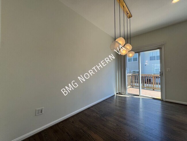 Building Photo - 3850 Dominion Mill Dr