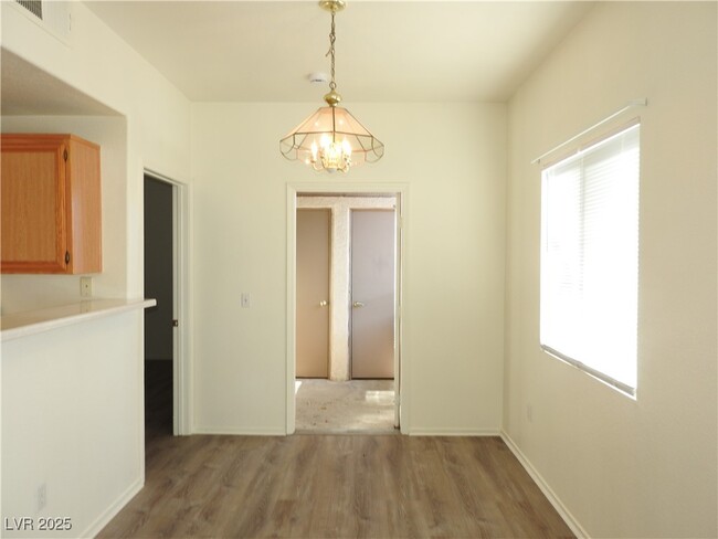 Building Photo - 9470 Peace Way