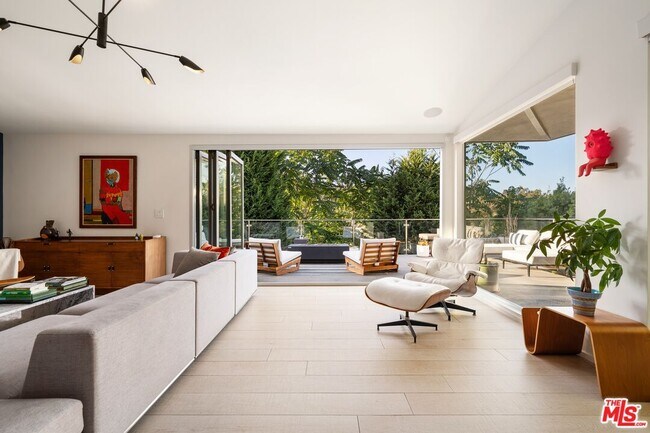 Building Photo - 279 Mabery Rd