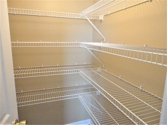 Building Photo - 1362 Blue Ridge Ln